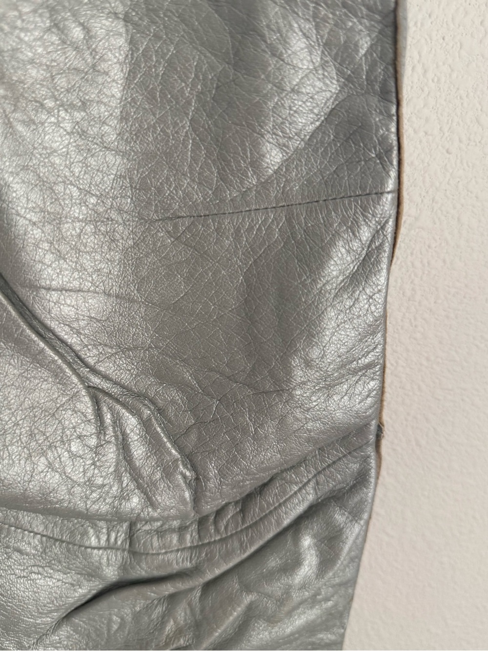 Vintage Y2K DKNY Metallic Silver Genuine Leather Pants - Sz 6 - Picture 6 of 11
